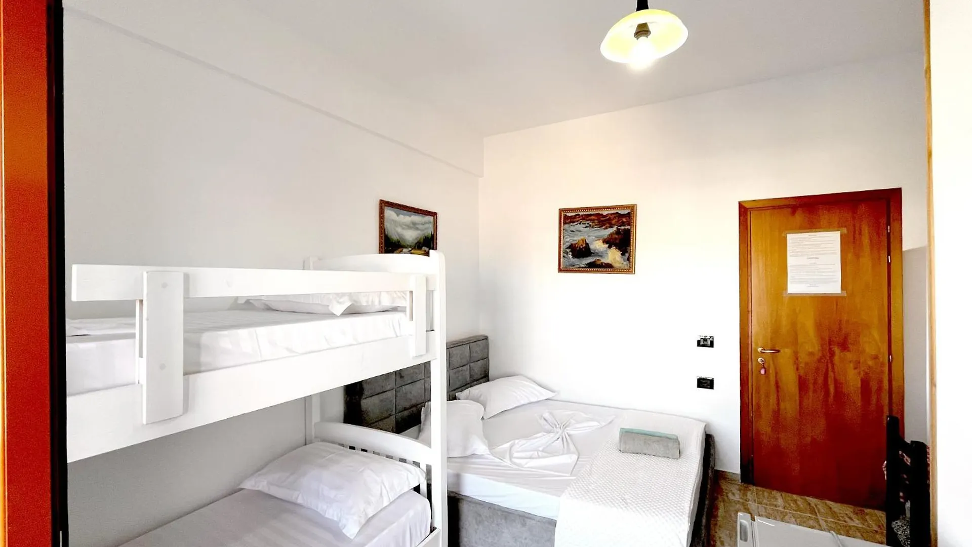 Vila Kam Vlore Holiday home