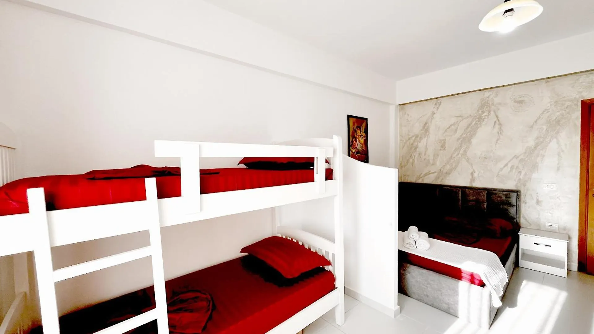 Vila Kam Vlore Albania