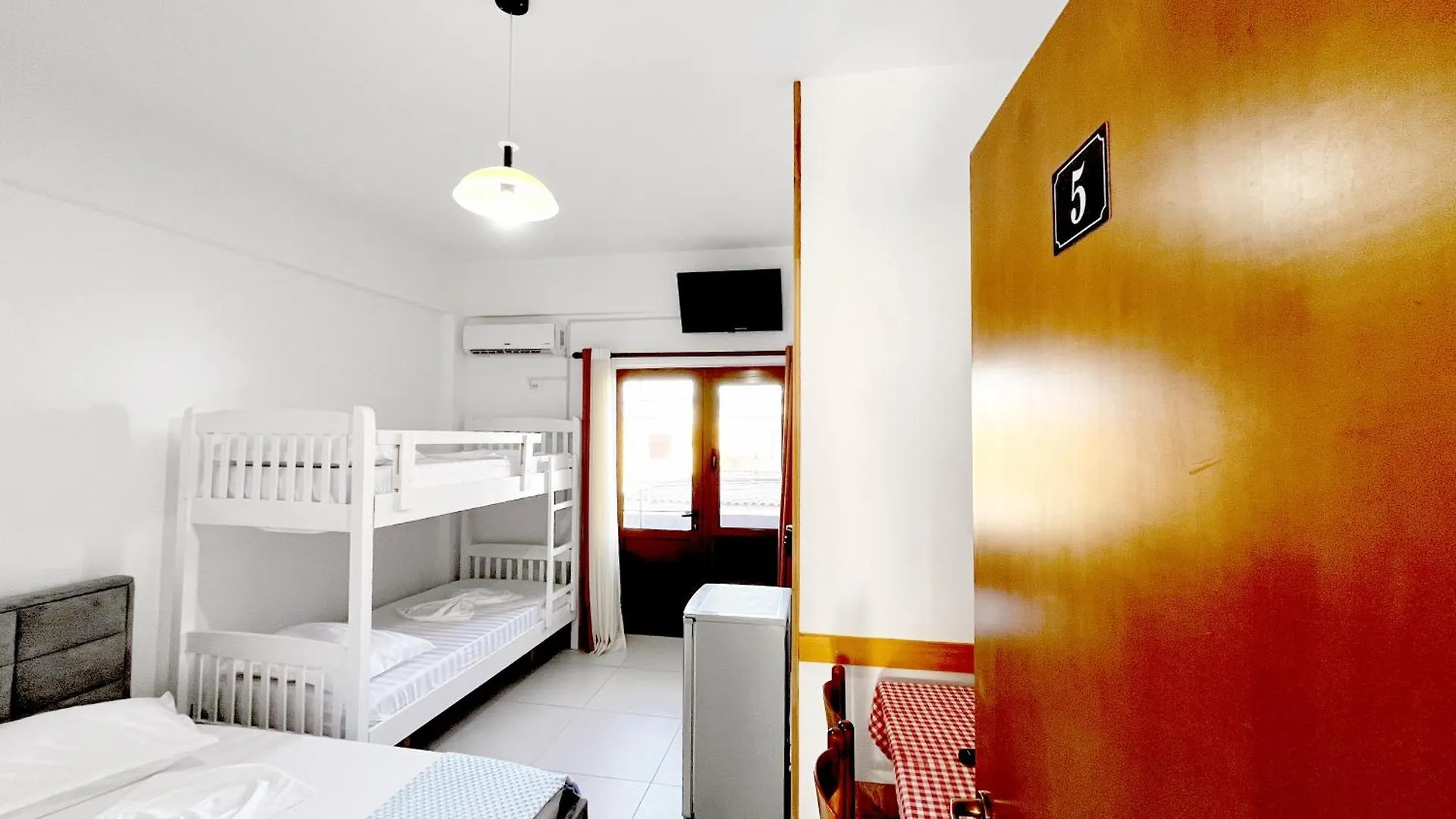 Vila Kam Vlore Holiday home